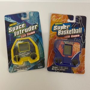 NEW 2004 Mini LCD Video Games Space Intruder and Super Basketball